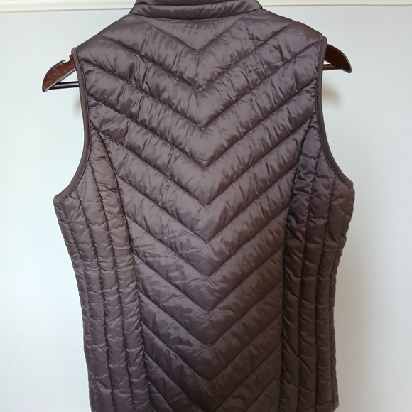 32 Degrees Women's VEST. Size S - Picture 5 of 5